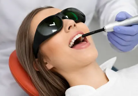 Laser dentistry handpiece prepared for gentle dental care